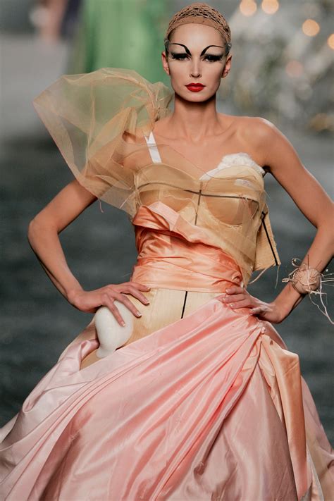 dior haute couture 2005|christian Dior fall winter 2022.